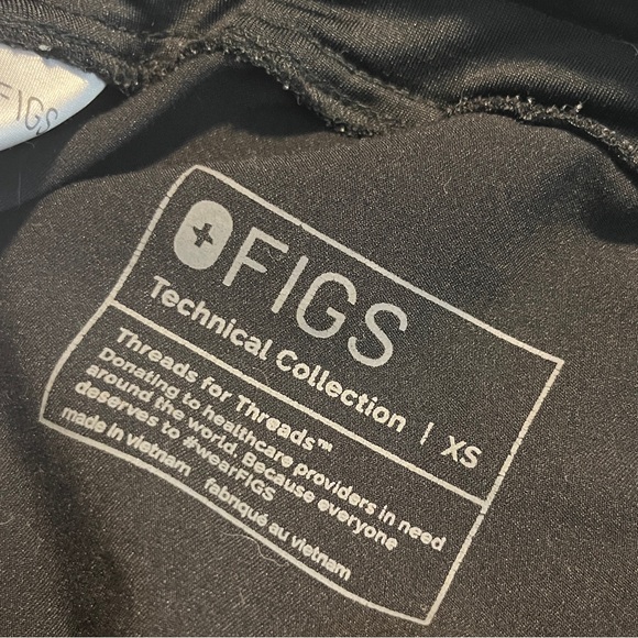 SOLD Figs Technical Collection Black Joggers - Picture 2 of 8